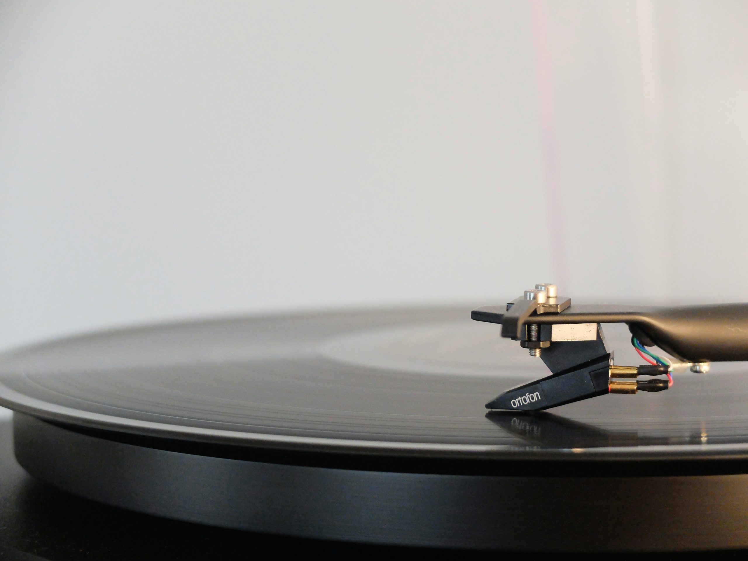 An image of a vinyl record. 